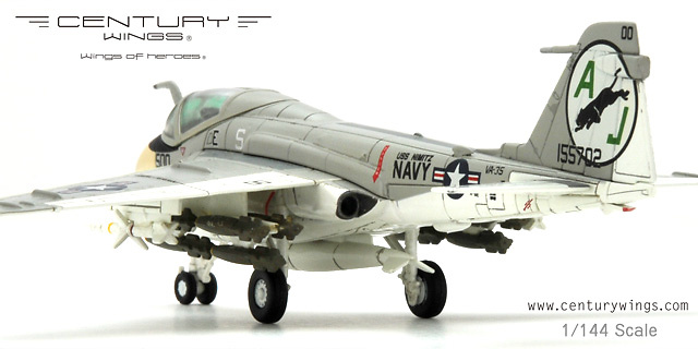 センチュリーウイングス 1/144 A-6E イントルーダー ブラックパンサーズ 1/144 A-6E イントルーダー アメリカ海軍 第35攻撃飛行隊