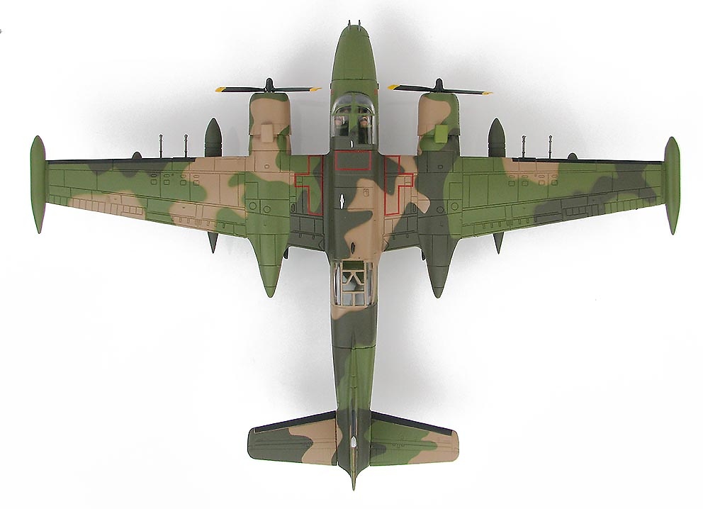 B-26K Counter Invader AF64-651, 609th S.O.S., 59th S.O.W., Nakhon Phanom, Tailandia, 1969, 1:72, Hobby Master 