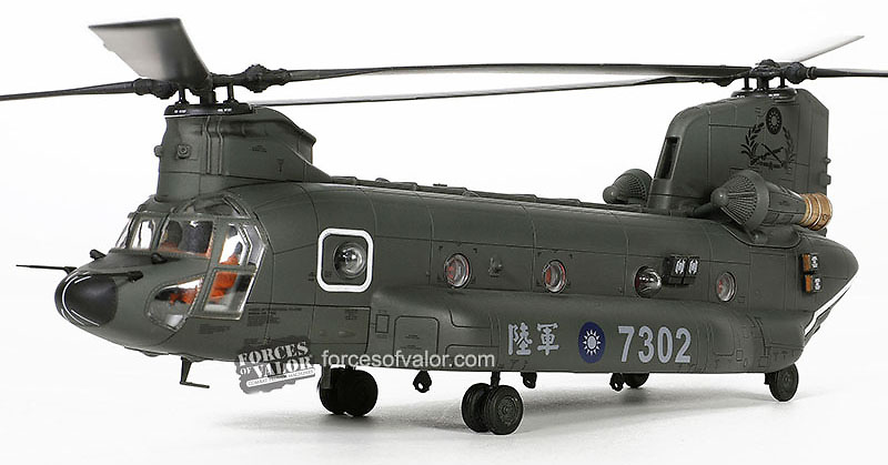 Boeing CH-47SD Chinook Helicopter, People's Republic of China, 2003, 1:72, Forces of Valor 