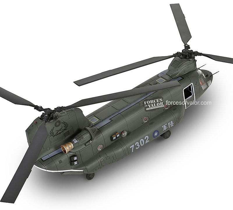 Boeing CH-47SD Chinook Helicopter, People's Republic of China, 2003, 1:72, Forces of Valor 