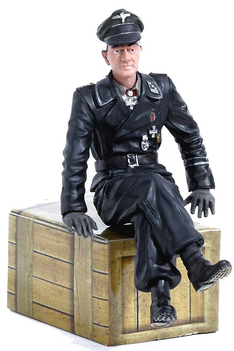 Commander Michael Wittmann sitting, WWII, 1:18, Forces of Valor 