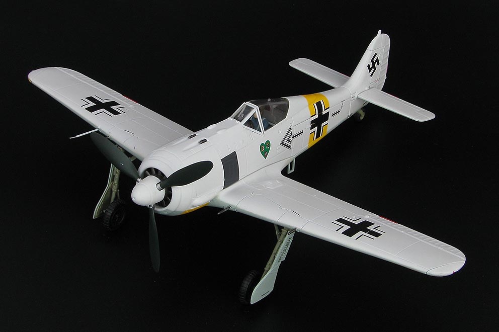 FW 190A-4 Oberst. Hannes Trautloft, JG.54, Eastern Front, 1943, 1:48, Hobby Master 