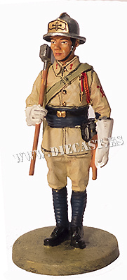 Firefighter with fire retardant suit, Indochina, 1943, 1:30, Del Prado 