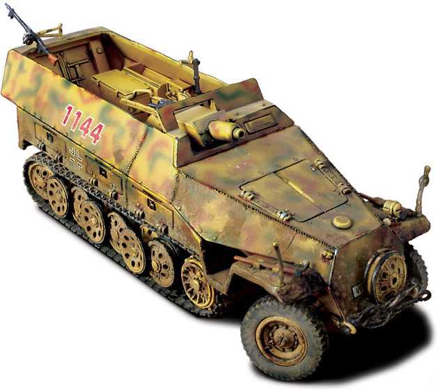 German Sd. Kfz. 251/9 Kanonenwagen, Normandy 1944, 1:32, Forces of Valor 
