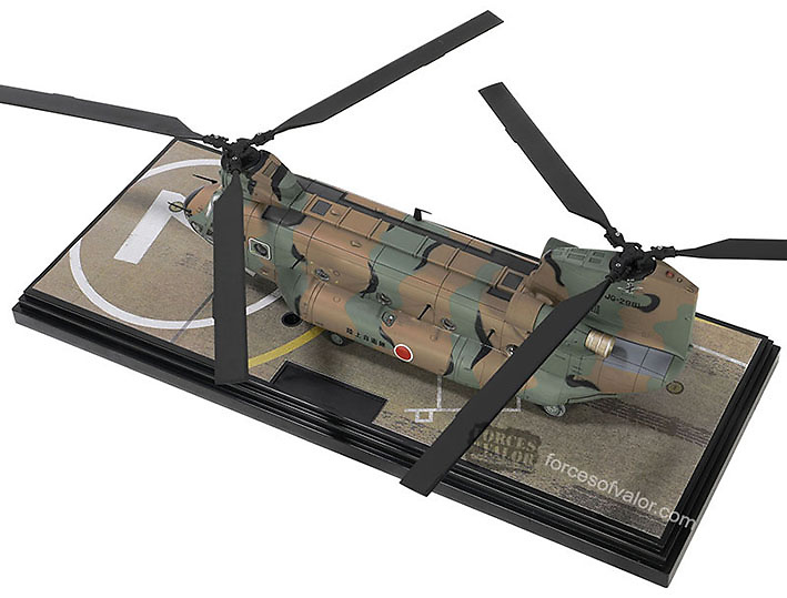 Helicopter Chinook CH-47JA, JGSDF, Japan, 1:72, Forces of Valor 