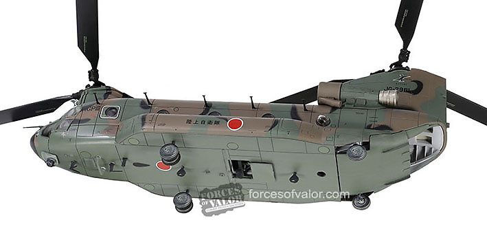 Helicopter Chinook CH-47JA, JGSDF, Japan, 1:72, Forces of Valor 