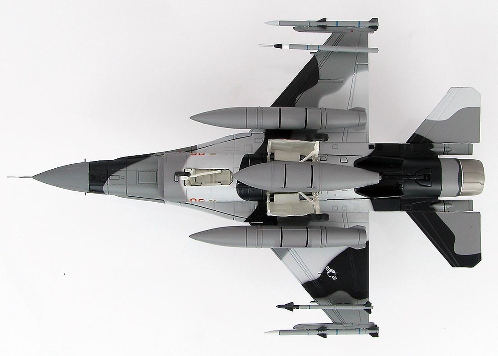 Lockheed F-16C Block 30 Fighting Falcon 86-0290, 18th Aggressor Sq. Commander, 2008, 1:72, Hobby Master 