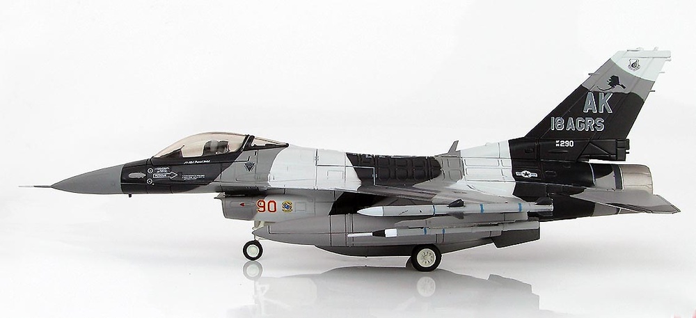 Lockheed F-16C Block 30 Fighting Falcon 86-0290, 18th Aggressor Sq. Commander, 2008, 1:72, Hobby Master 