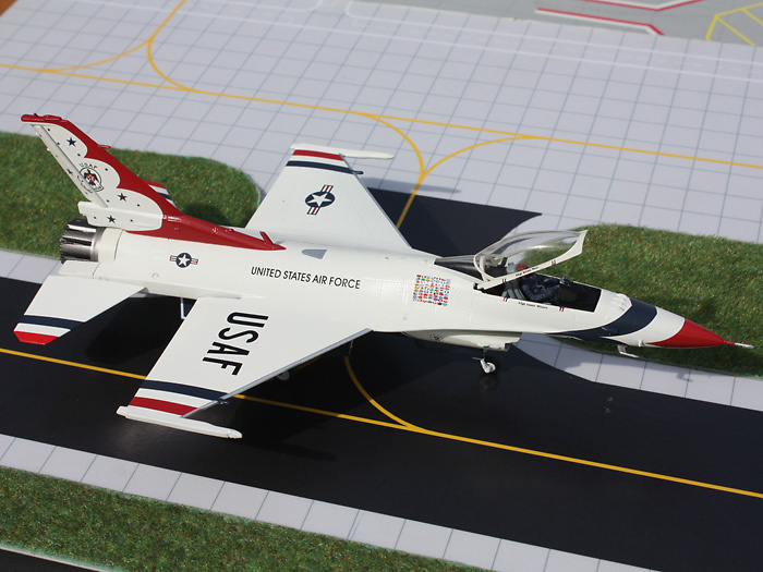 Lockheed Martin F-16, USAF Thunderbirds #2, 1:72, Gemini Aces 