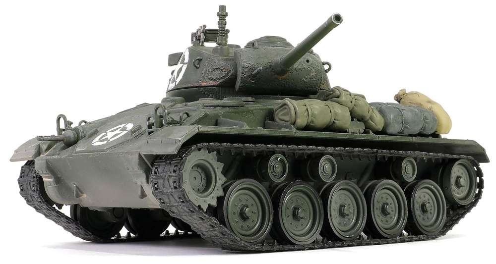 M24 Chaffee, 8th Armored Division, Rheinberg, Germany 1945, 1:32, Forces of Valor 801002A 