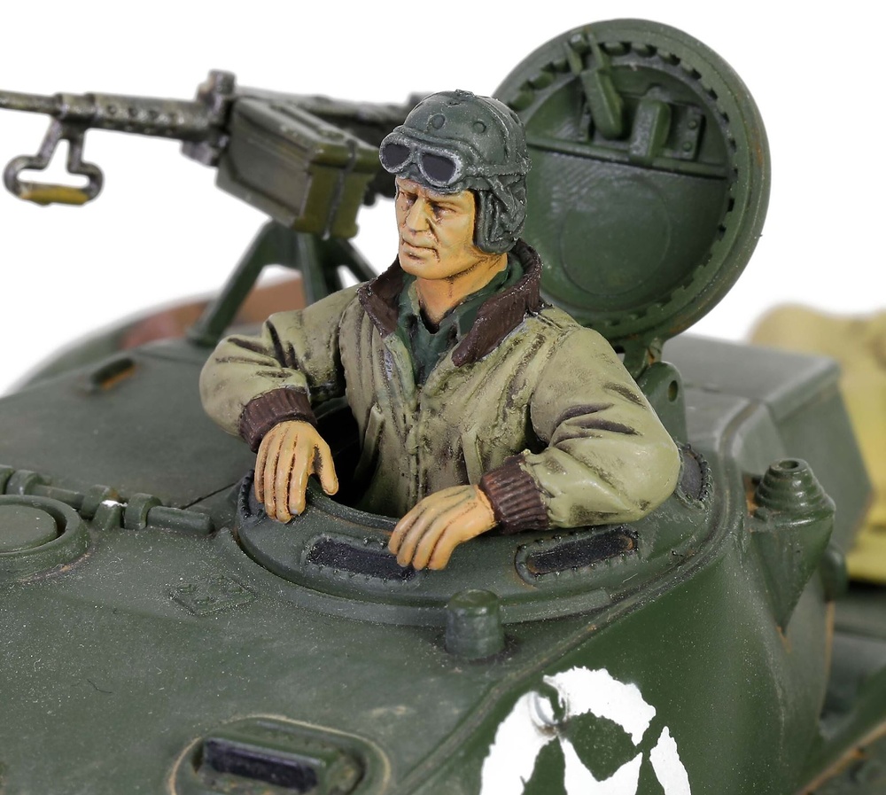 M24 Chaffee, 8th Armored Division, Rheinberg, Germany 1945, 1:32, Forces of Valor 801002A 