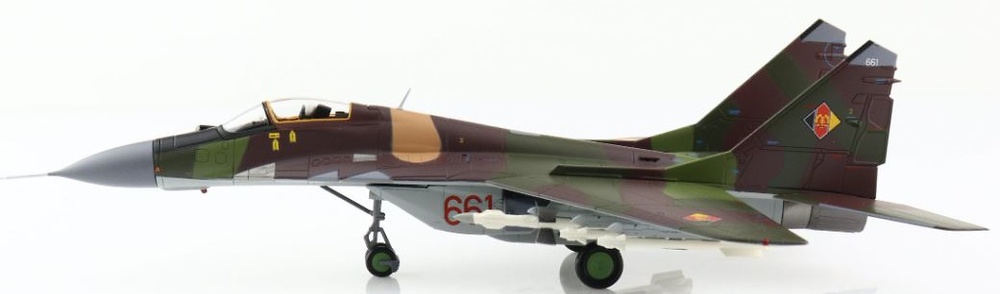 MIG-29A Fulcrum Red 661, East German Air Force (LSK-NVA), 1990, 1:72, Hobby Master 