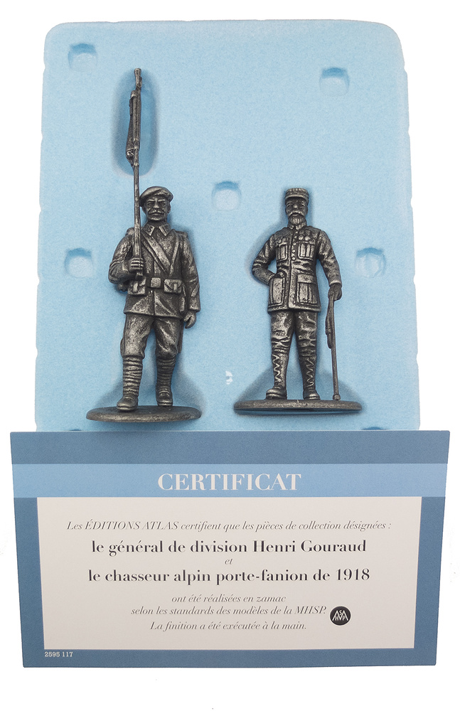 Major-General Henri Goraud and Alpine Hunter standard-bearer, France, 1918, 1:24, Atlas Editions 
