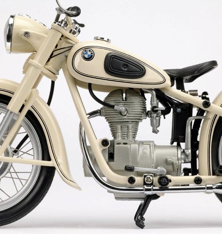 Motorcycle BMW R25/3, RK, Red Cross, 1:10, Schuco 