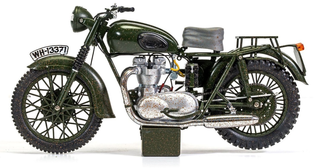 Motorcycle Triumph TR6 Trophy (Weathered), The Great Escape