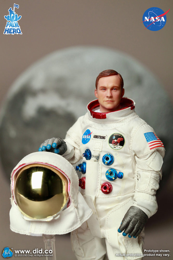 Neil Armstrong, Commander of Apollo 11, 1:12, Did XS80033 