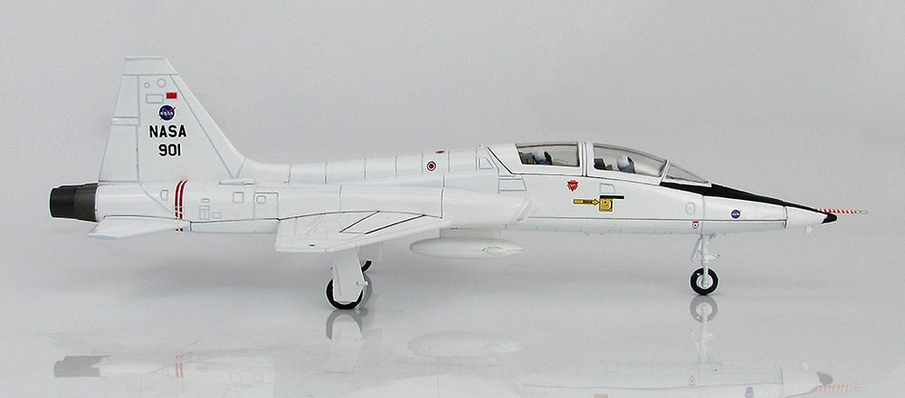 Northrop T-38 Talon NASA 901, Ellington Field, Texas, 60's, 1:72, Hobby Master 