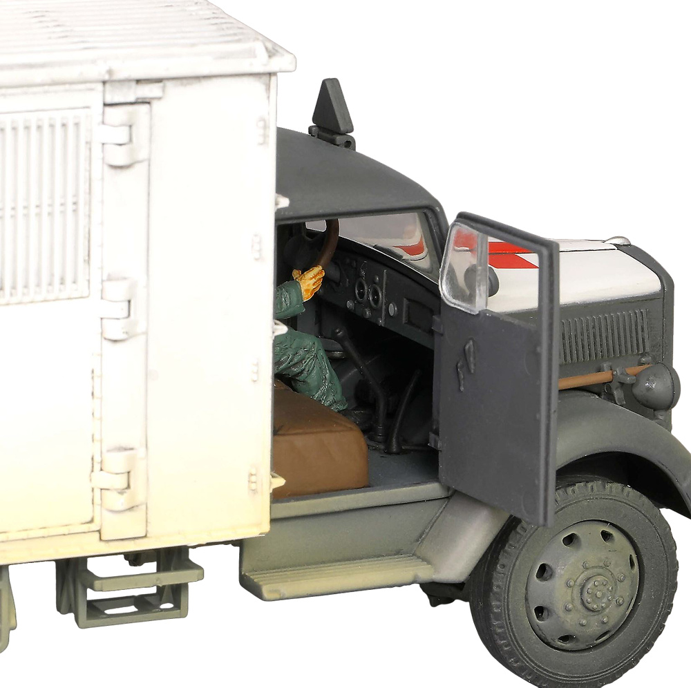 Opel Blitz Ambulance Kfz.305 3t Cargo Truck, 6 6700 A-Type, 1:32, Forces of Valor 