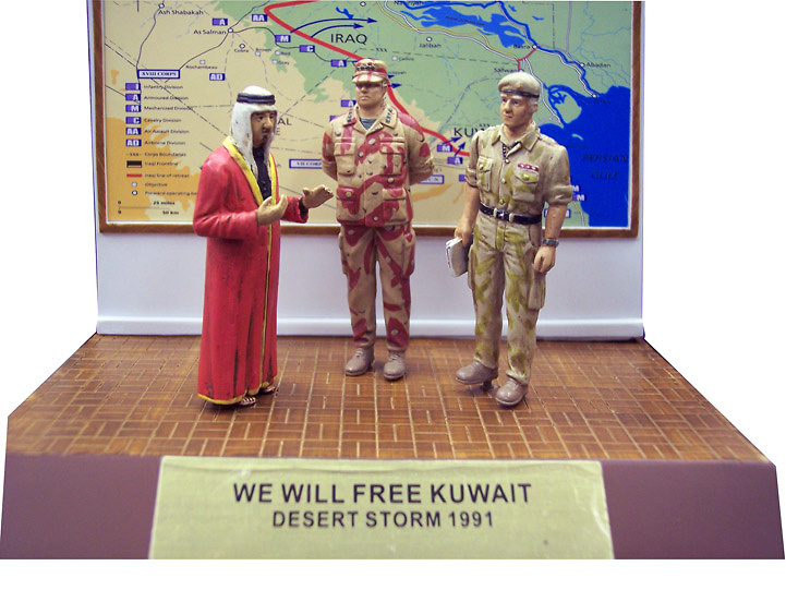 Operation Desert Storm, Generals Schwarkoptf and De La Billiere with King Fahd, 1:32, Corgi 