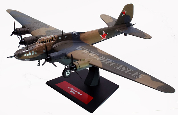 Petlyakov Pe-8, USSR, 1:144, Altaya 