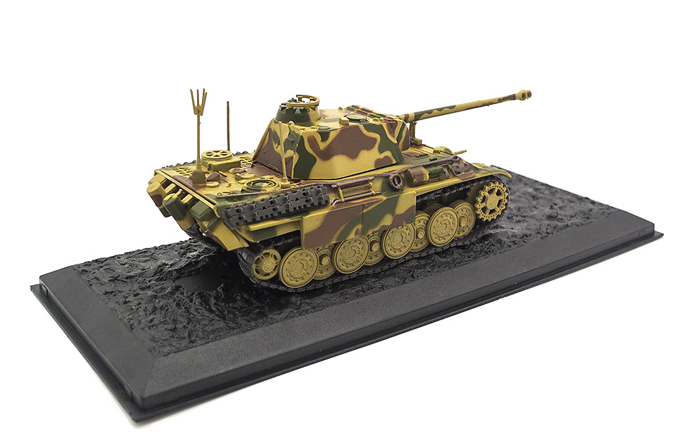 Pz.Bef.Wg. V Panther Ausf. G, 116. Panzer-Division, Germany, 1945, 1:72, Altaya 