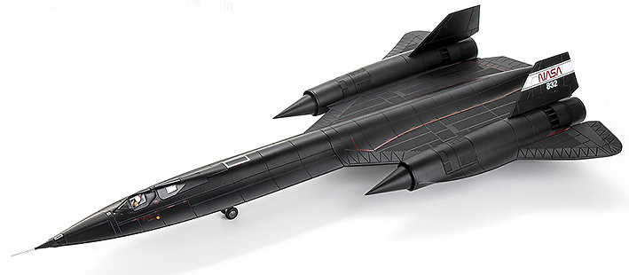 SR71A Blackbird 61-7971 / NASA 832 Dryden Flight Research Center, 1994, Century Wings, 1:72 