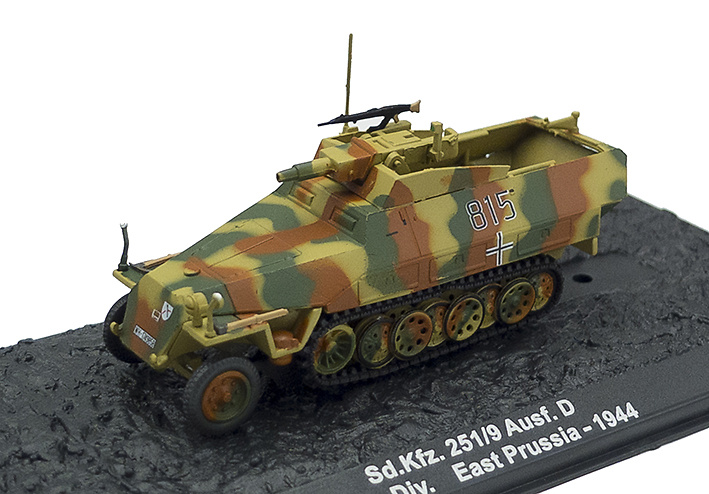 Sd.Kfz. 251/9 Ausf. D, 20. Pz.Div, East Prussia, 1944, 1:72, Altaya 