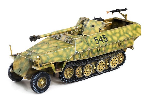 Sd.Kfz.251/22 Ausf.D Halftrack with PAK40, Gdynia 1945, 1:72, Dragon Armor 