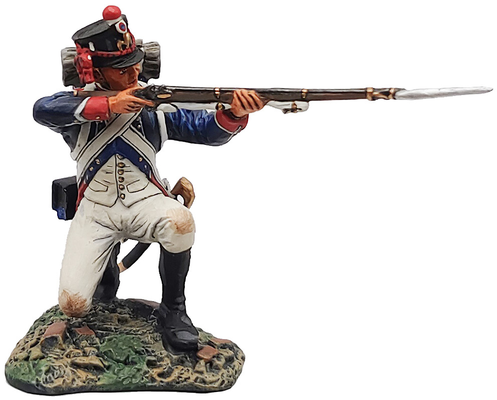 Skirmisher of the Young Guard kneeling firing, 1:30, Patriot Models 