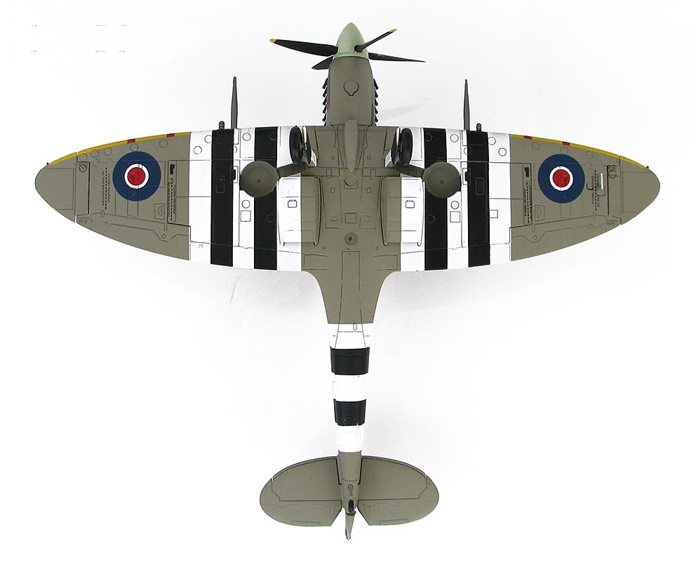 Spitfire Mk.IXc MJ586/LO-D, P/O Pierre Clostermann DFC, 602 Sqn., RAF, France, 1944, 1:48, Hobby Master 