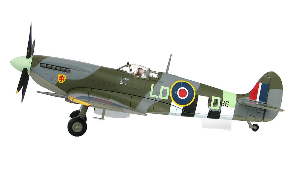 Spitfire Mk.IXc MJ586/LO-D, P/O Pierre Clostermann DFC, 602 Sqn., RAF, France, 1944, 1:48, Hobby Master 