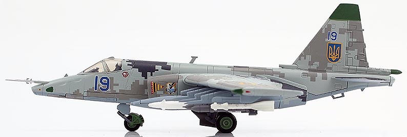 Su-25M1, Lt. Col. Zhybrov (low vis. scheme) Blue 19, 299th, Ukraine AF, Feb 2022, 1:72, Hobby Master 