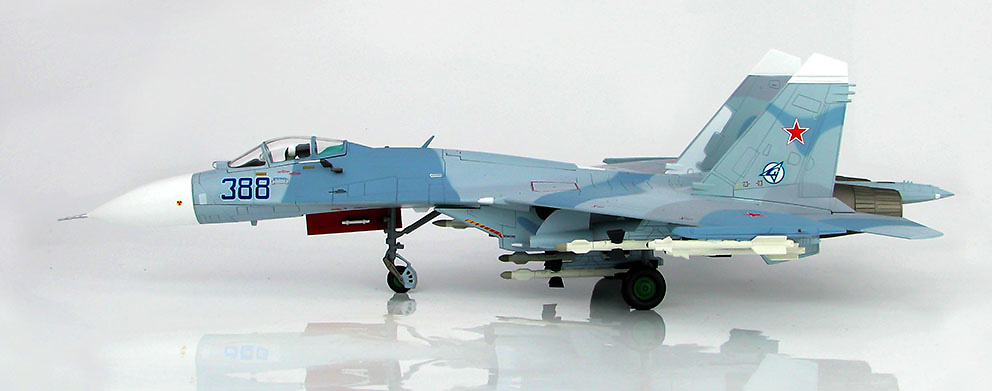 Su-27 Flanker B B388, Paris le Bourget, 1989, 1:72, Hobby Master 