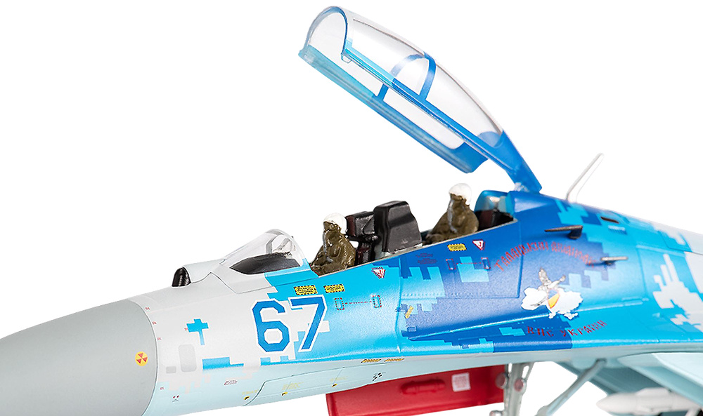 Su-27UB Flanker-C, Ukrainian Air Force, 831st Tactical Aviation Bgd, Blue 67, Mirgorod AB, Ukraine, 2017, 1:72, JC Wings 