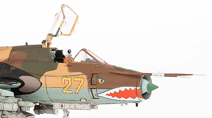 Sukhoi SU-17 Fitter, Russian Air Force, 20 Guards Fighter-Bomber Regiment, 16th Air Army, 1992, 1:72, JC Wings 