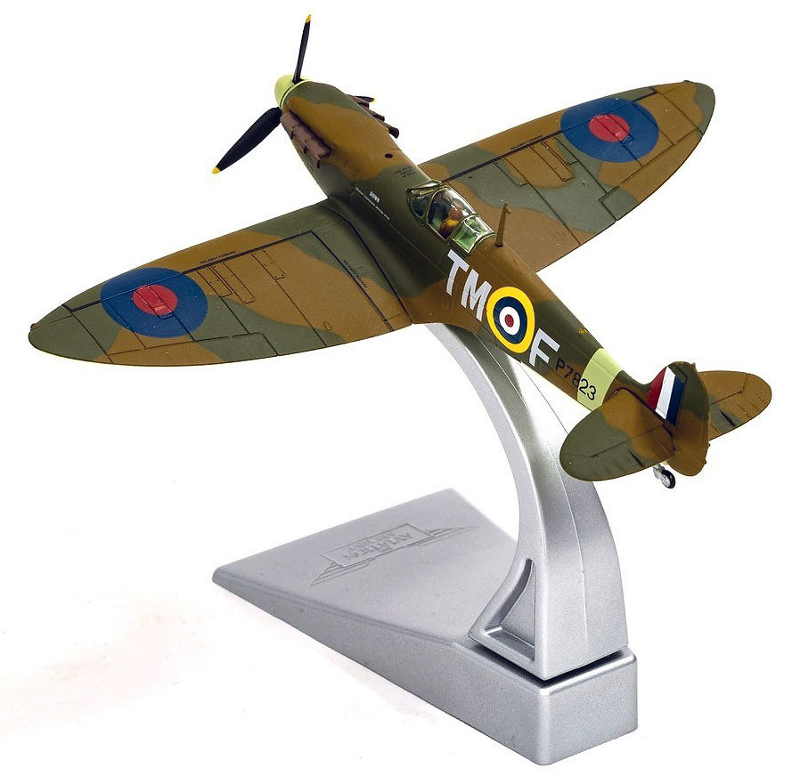 Supermarine Spitfire Mk.IIa P7823 / TM-F, 