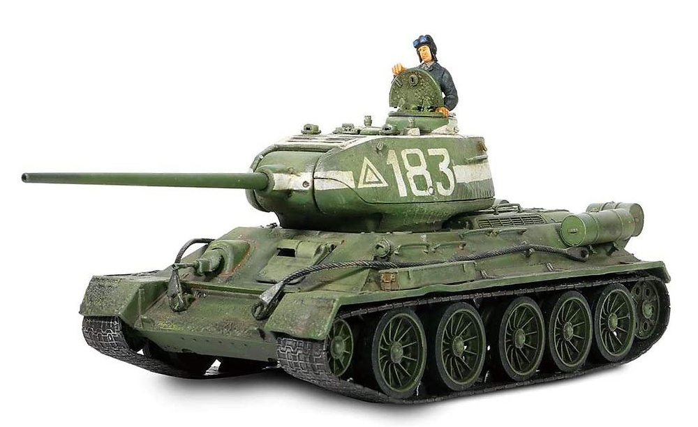 T-34/85, Soviet Medium Tank, 1944, w/1 Figure, 1:32, Forces of Valor 