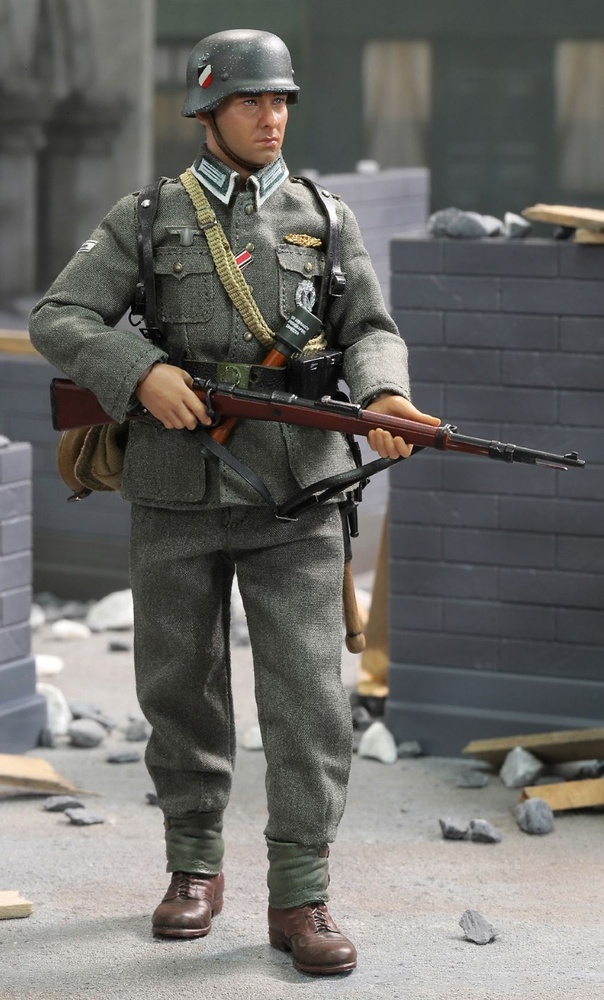 Unteroffizier of the Wehrmacht Freid, Palm Hero Series WWII, 1:12, Did XD80029 