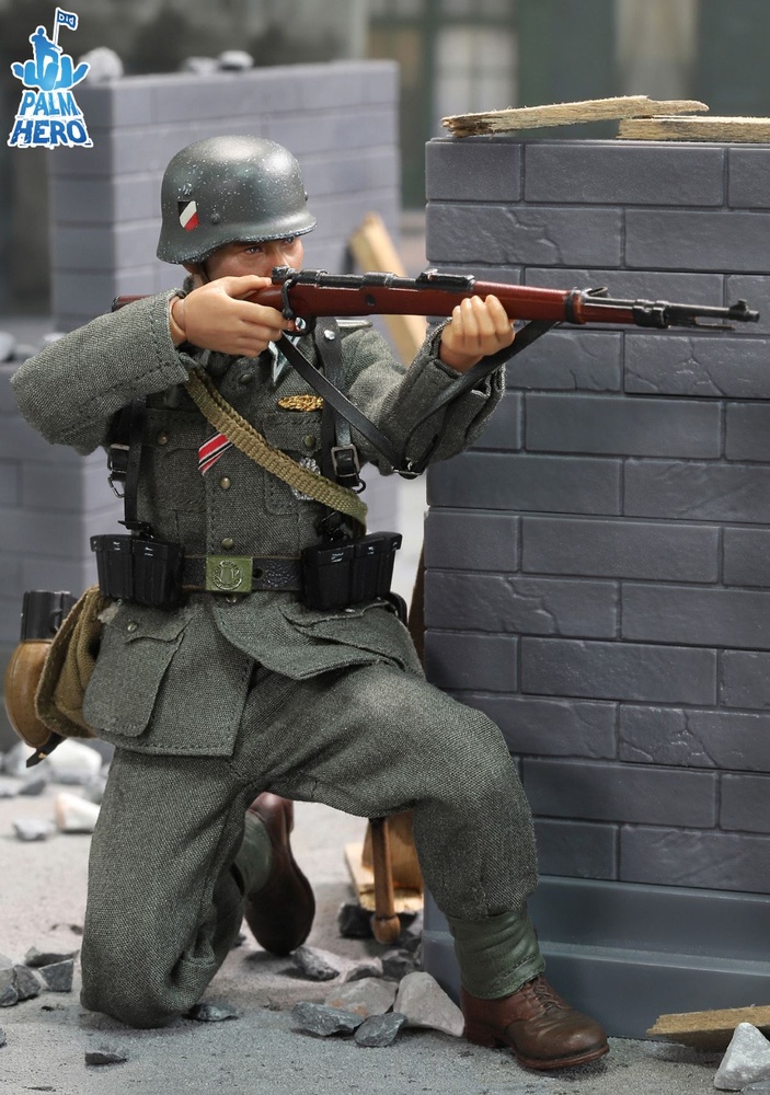 Unteroffizier of the Wehrmacht Freid, Palm Hero Series WWII, 1:12, Did XD80029 