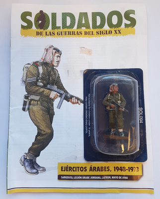 Soldier of the wars of the 20th century (with fascicle)