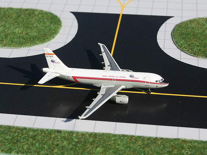 Airbus A319 EC-KKS (colores retro), Iberia, 1:400, Gemini Jets 