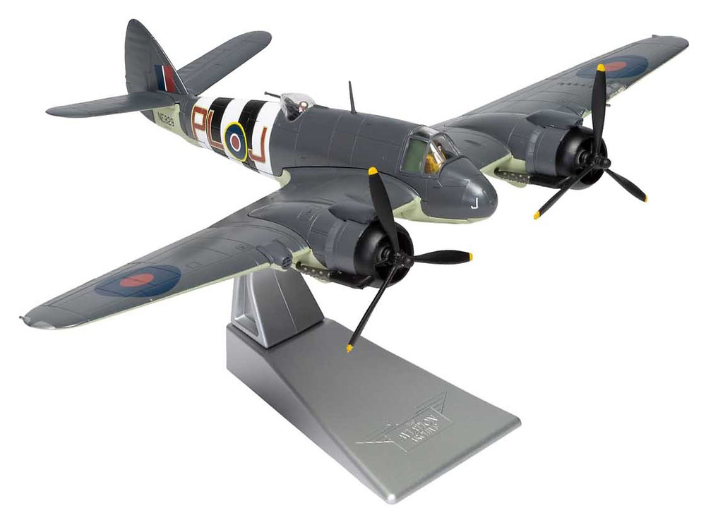Bristol Beaufighter TF.X, RAF No.144 Squadron, Banff, Escocia, Octubre, 1944, 1:72, Corgi 