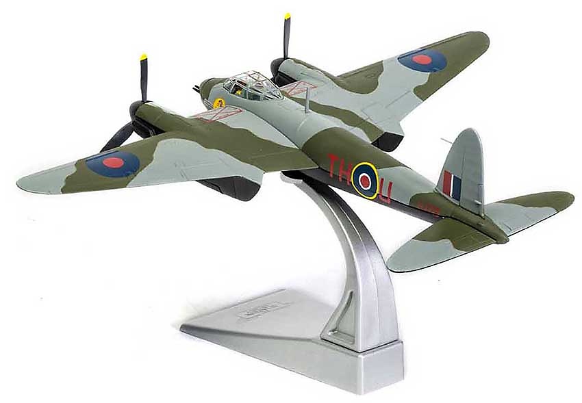D.H Mosquito Intruder, Moonbeam McSwine, 1:72, Corgi 