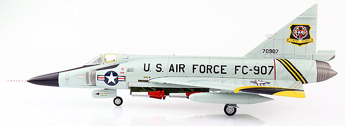 F-102A Delta Dagger, Escuadrón 337 de la USAF, 57-0907, Aeropuerto Int. Portland, 1962, 1:72, Hobby Master 