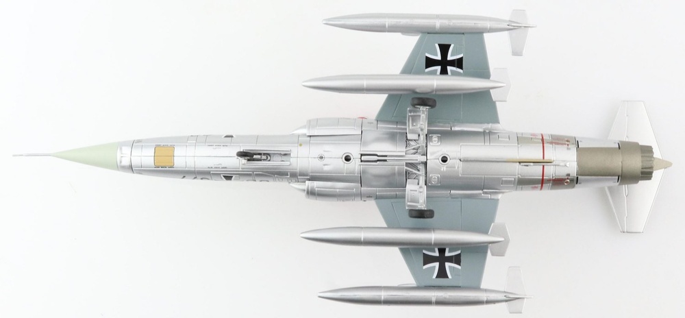 F-104F 