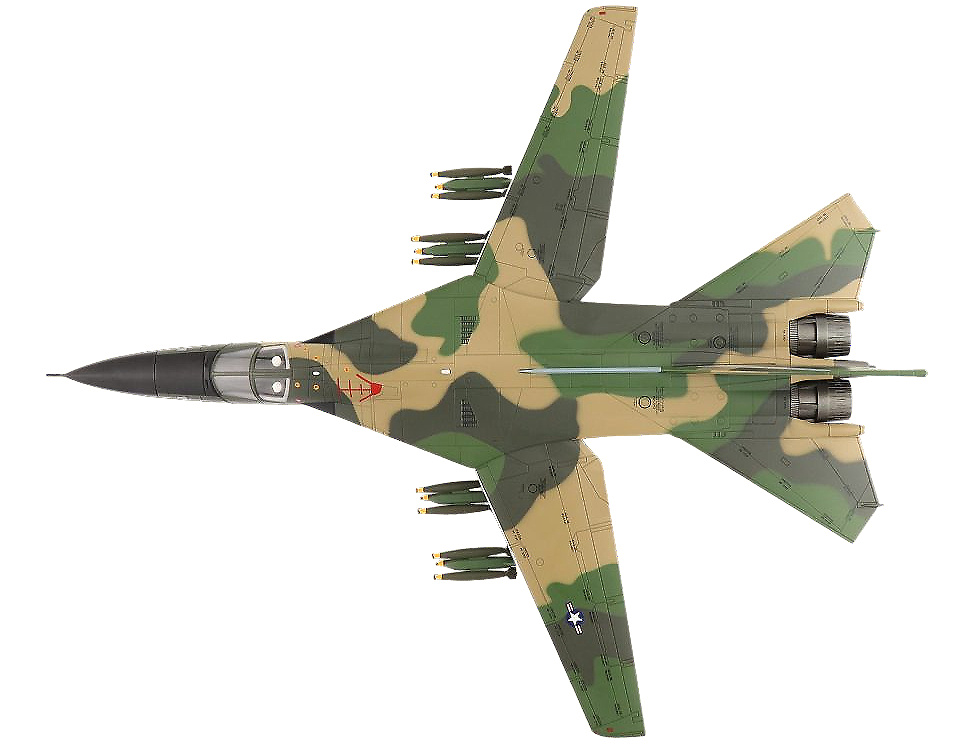 F-111A Aardvark, USAF 428th TFS, #66-0022, Takhli RTAB, Tailandia, 1968, 1:72, Hobby Master 