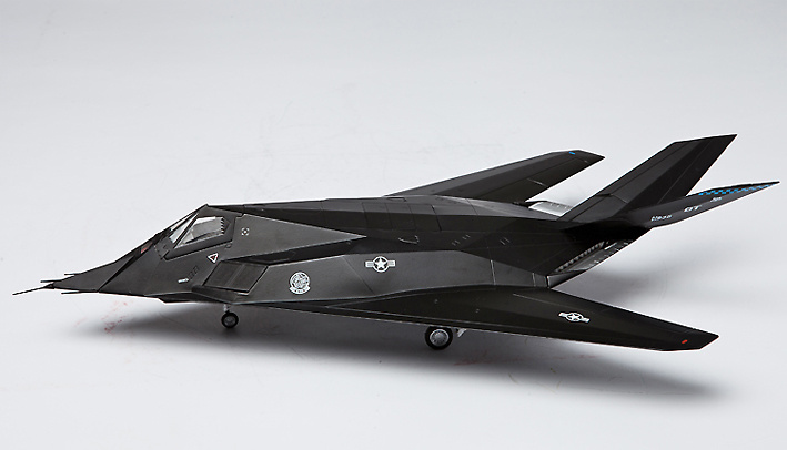 F-117 Nighthawk stealth attack aircraft, 1:48, Air Force One 