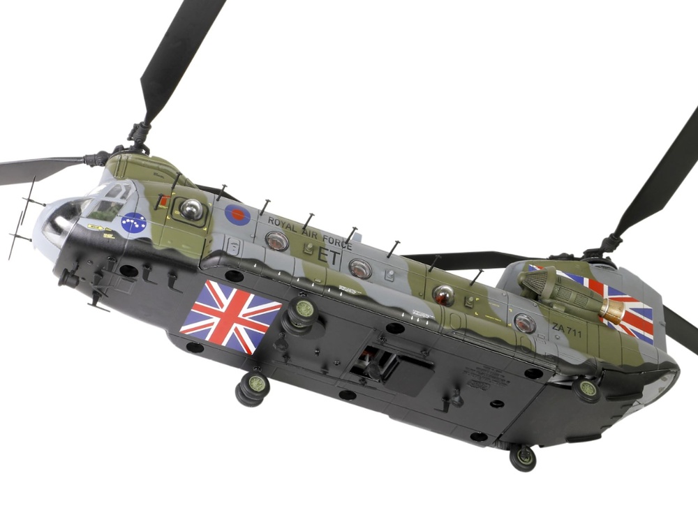Helicóptero Chinook CH MK1, Royal Air Force, 1:72, Forces of Valor 