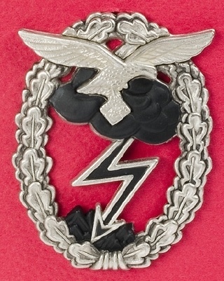 INSIGNIA DE COMBATE TERRESTRE DE LA LUFTWAFFE 