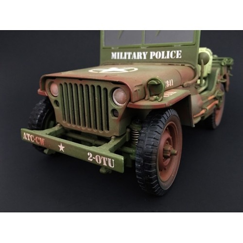 Jeep US Army, Policía Militar (con marcas de uso), 2ª Guerra Mundial, 1:18, American Diorama 